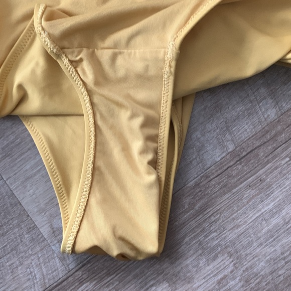 Aerie Yellow Mustard Low Back Cinched Ruffle Keyhole Neck One-piece Swim… - Picture 9 of 10